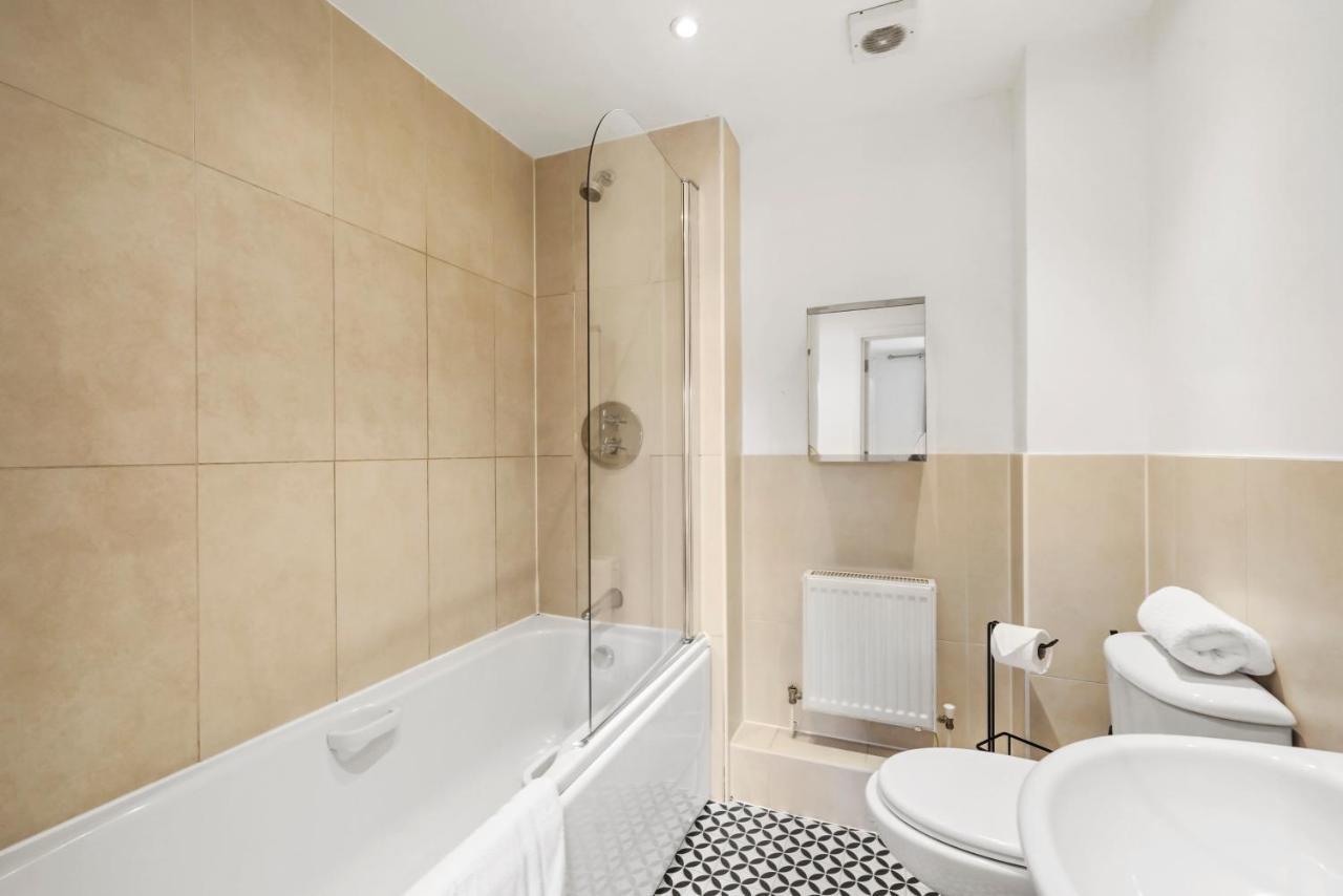 Luxnightzz - Two Bed - Close To North Station And Hospital Colchester Eksteriør billede