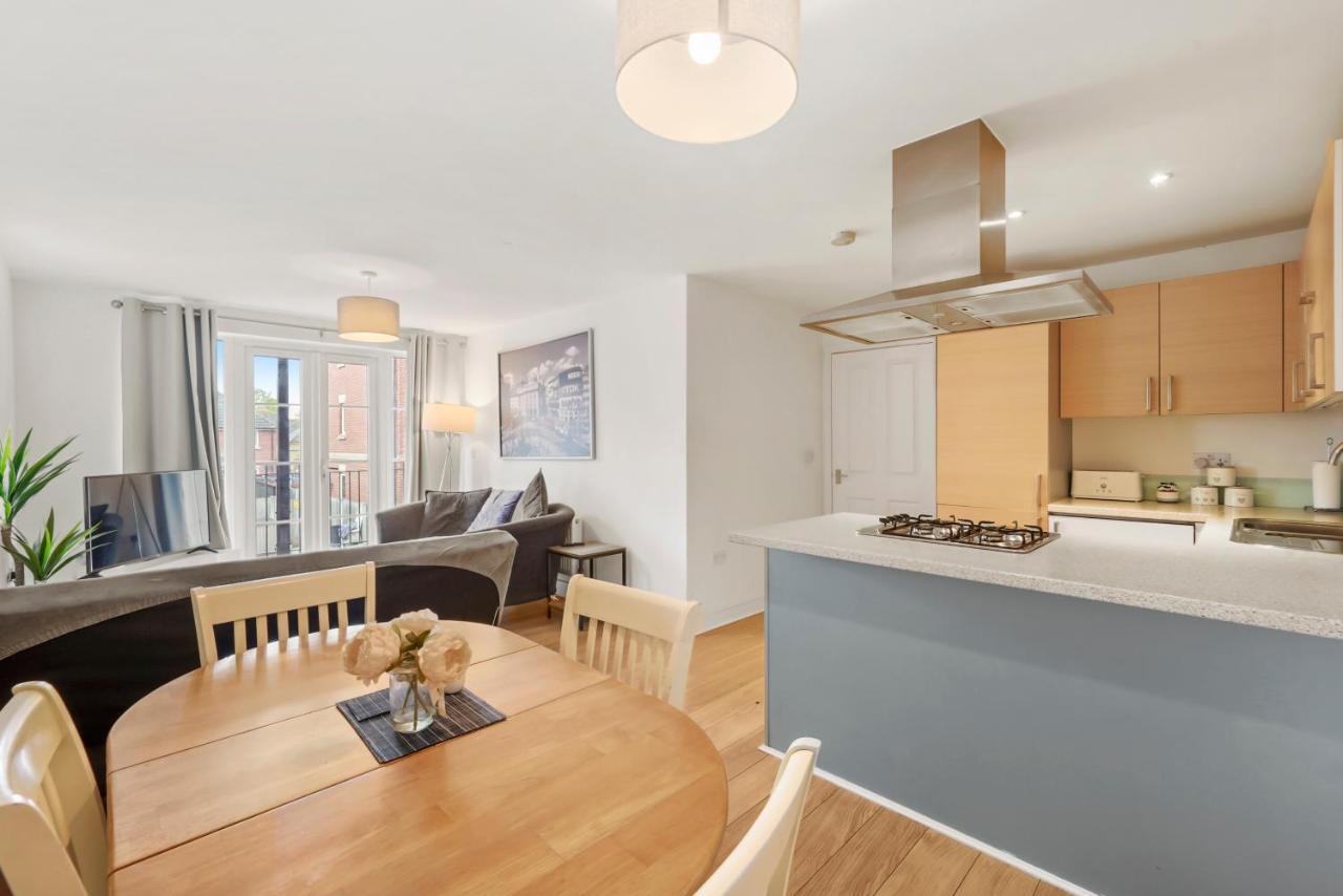 Luxnightzz - Two Bed - Close To North Station And Hospital Colchester Eksteriør billede
